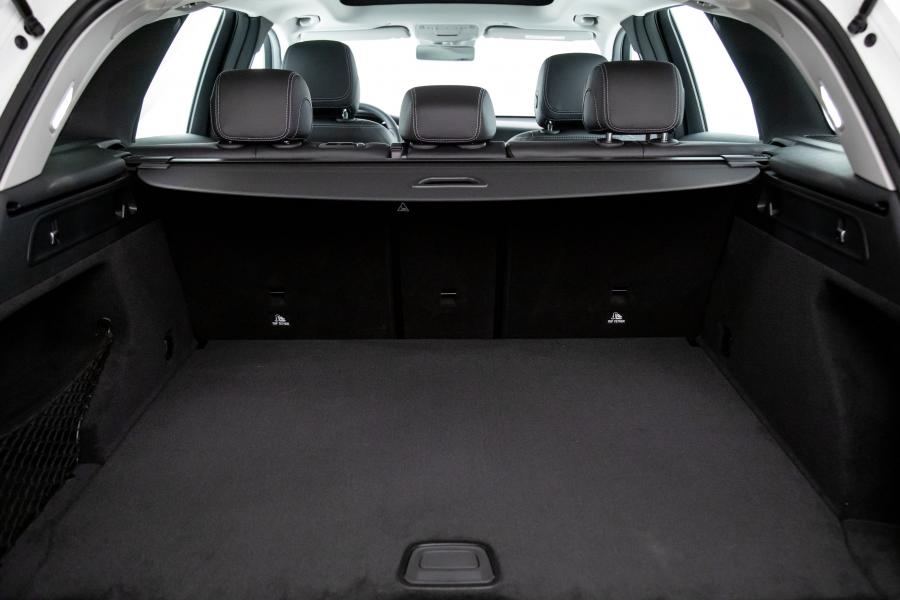 Багажник Mercedes-Benz GLC220 d 4Matic (X253) 2019 года  (LA) (фото 8 из 35)